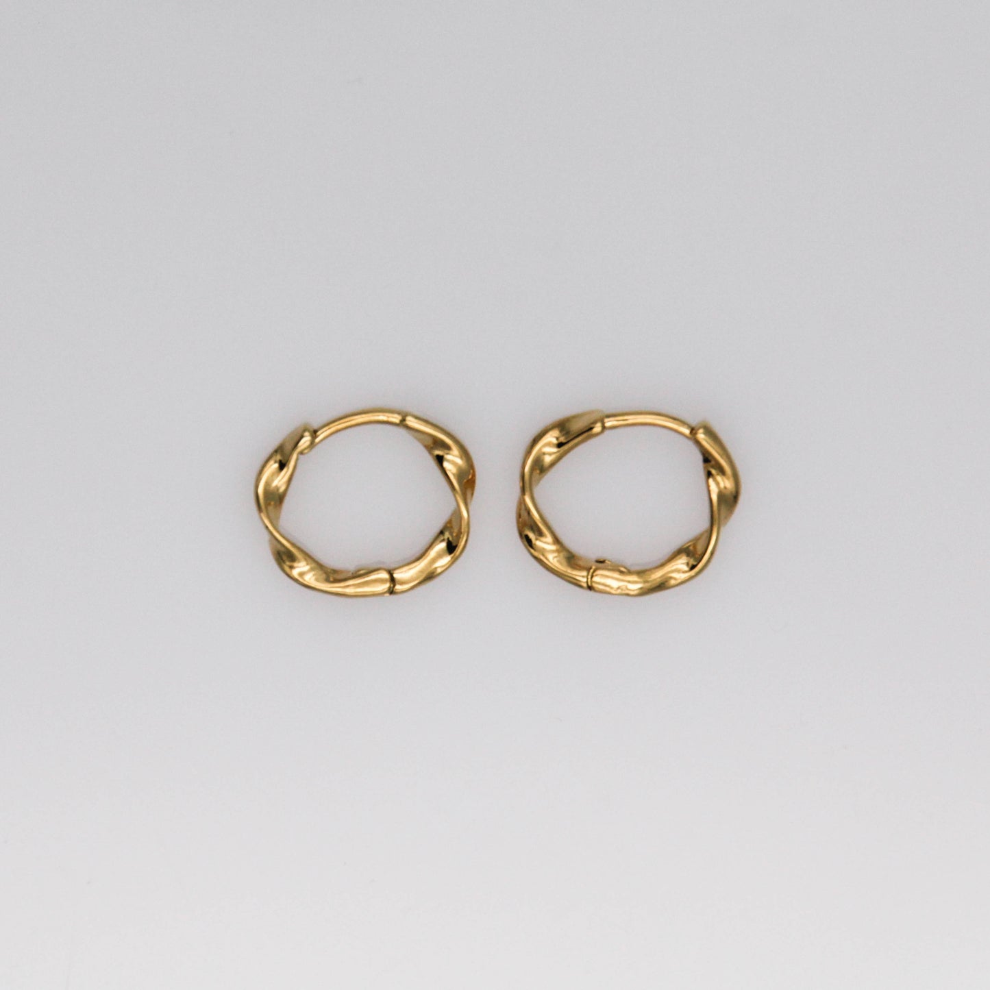 Sazanami fülbevaló