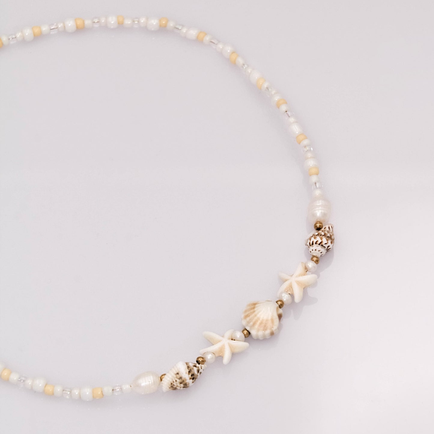 Yuriko nyaklánc - vajszín/ekrü