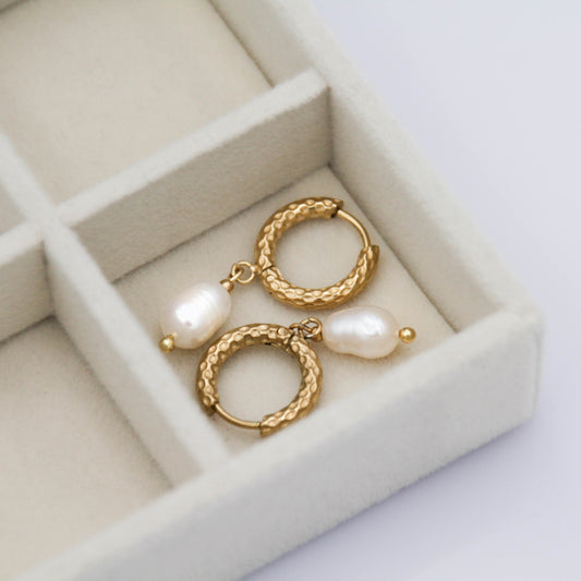 Amatsubu fülbevaló