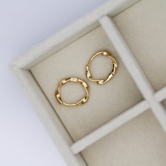 Sazanami fülbevaló